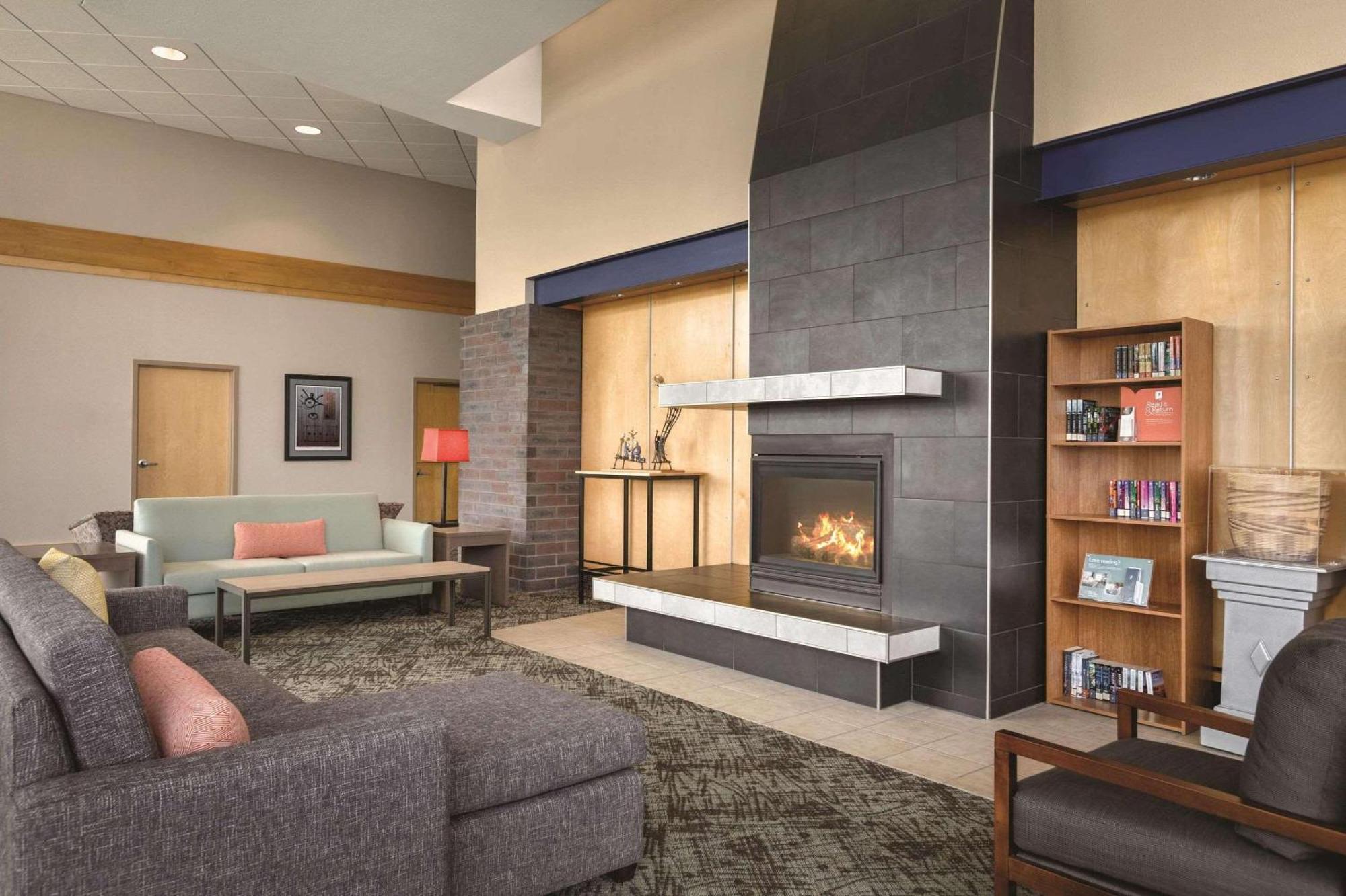 Country Inn & Suites By Radisson, Fergus Falls, Mn Екстериор снимка