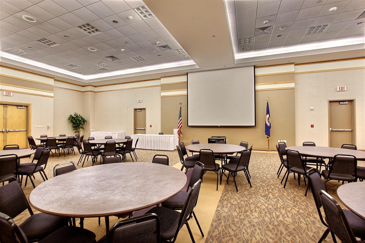 Country Inn & Suites By Radisson, Fergus Falls, Mn Съоръжения снимка