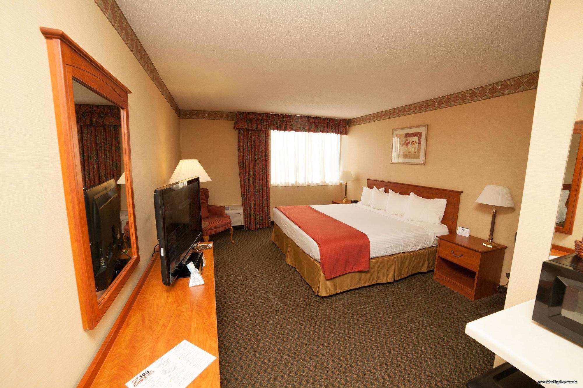 Country Inn & Suites By Radisson, Fergus Falls, Mn Екстериор снимка