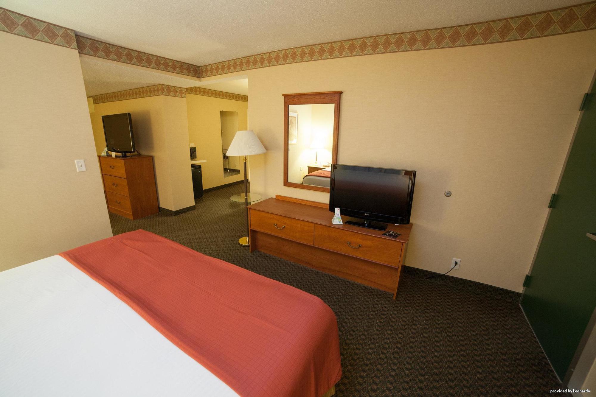 Country Inn & Suites By Radisson, Fergus Falls, Mn Екстериор снимка