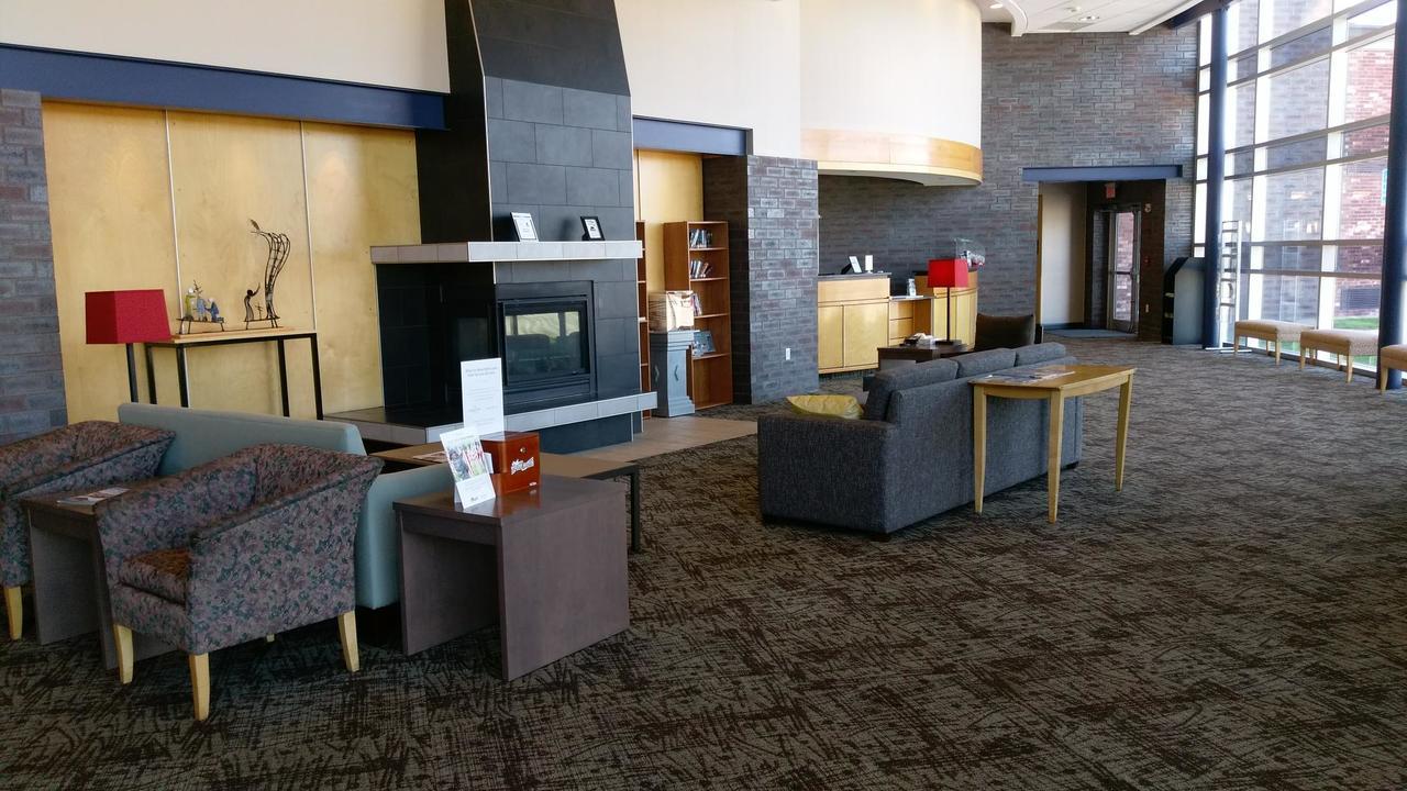 Country Inn & Suites By Radisson, Fergus Falls, Mn Екстериор снимка