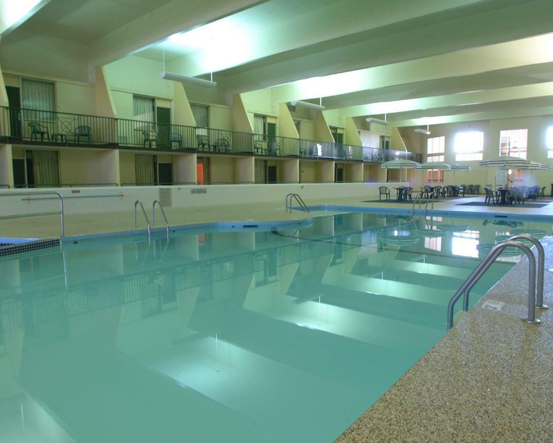 Country Inn & Suites By Radisson, Fergus Falls, Mn Съоръжения снимка